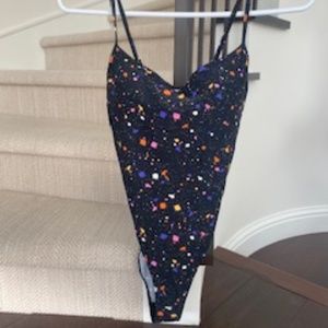 Summersalt "The Perfect High Leg One Piece" in Paint Splatter/Sea Urchin size 2